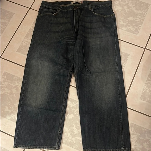 Levi's Men's 569 Dark Blue Jeans Size W40 L30 - Picture 1 of 4
